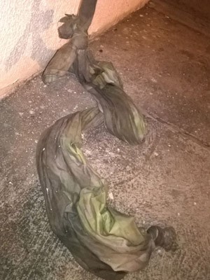Presos usaram cordas feitas com lençóis para fugir (Foto: Divulgação/ Polícia Civil) Presos usaram cordas feitas com lençóis para fugir (Foto: Divulgação/ Polícia Civil)
