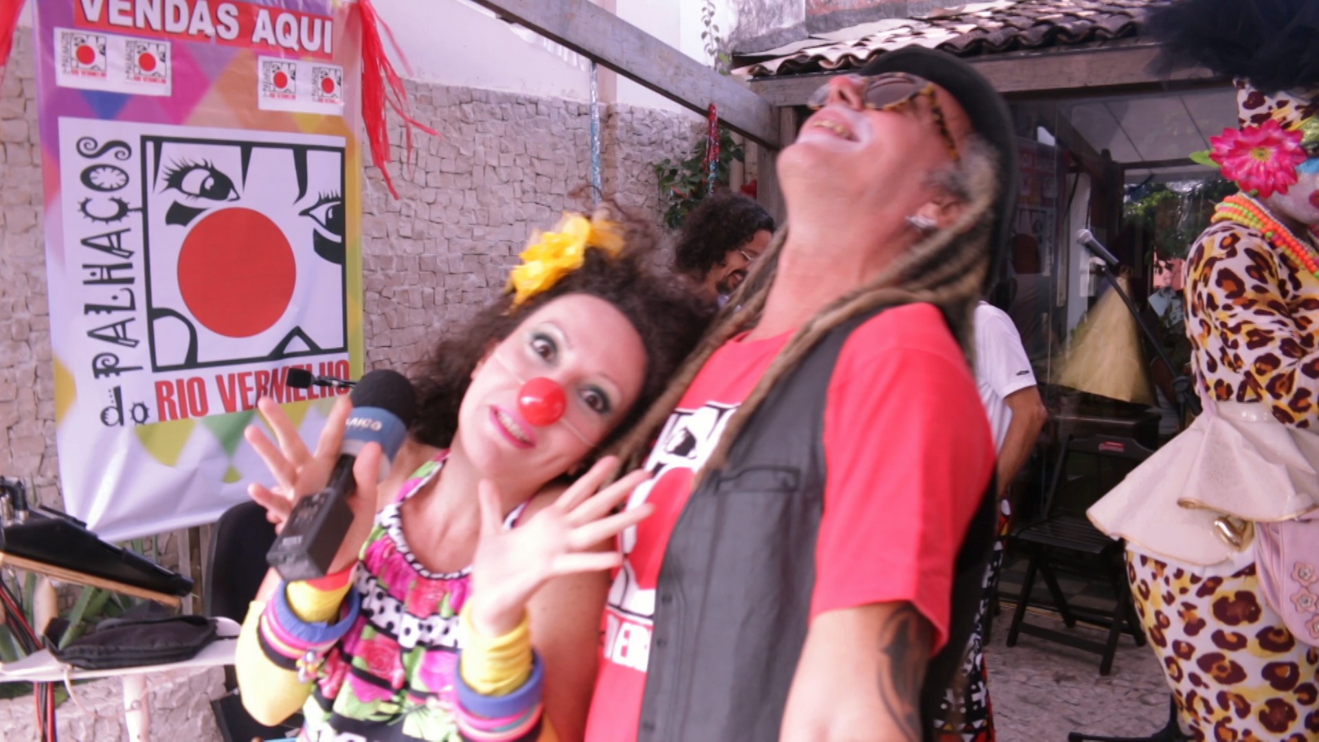 GSHOW - Palhaços levam alegria e brincadeira para o carnaval do ... - Globo.com