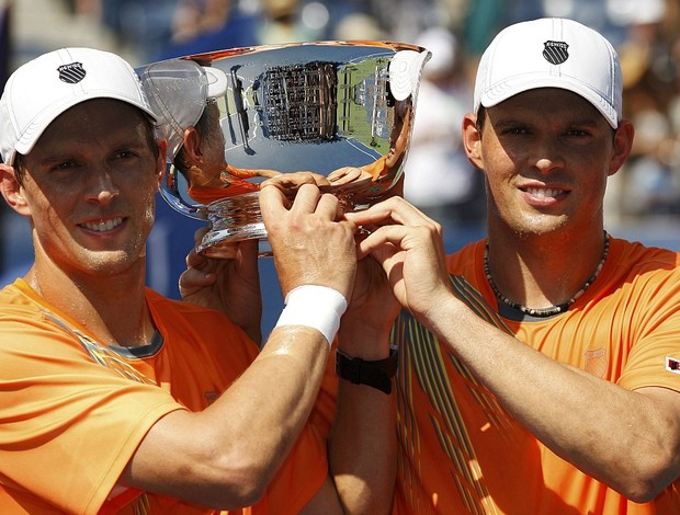 Djokovic deixa recado aos britânicos e lembra estar invicto na Taça Davis  desde 2011