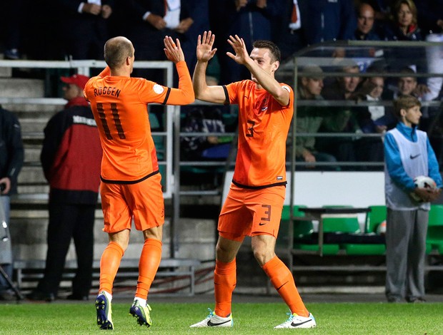 Robben gol Holanda amistoso (Foto: Reuters)