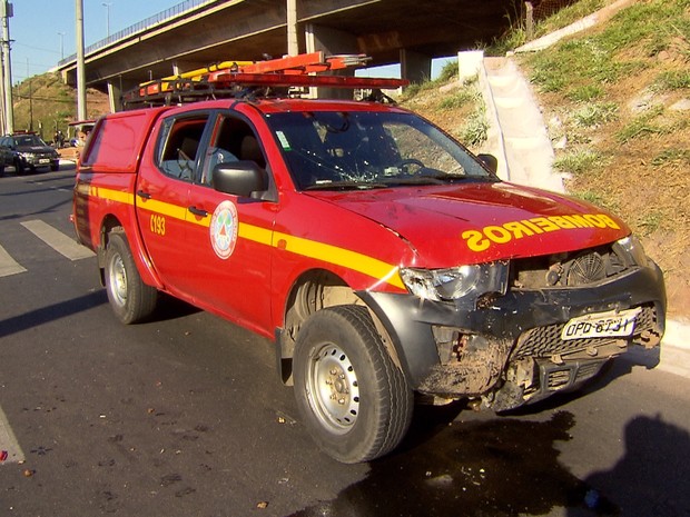 Acidente aconteceu no Anel Rodoviário de Belo Horizonte (Foto: Reprodução/TV Globo)