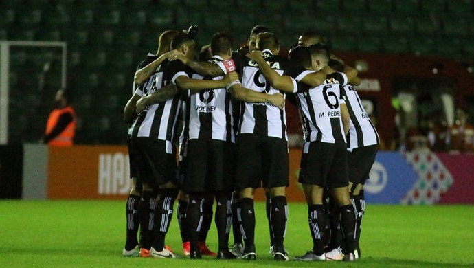 Figueirense apresenta (Foto: Luiz Henrique/Figueirense FC) Figueirense apresenta (Foto: Luiz Henrique/Figueirense FC)