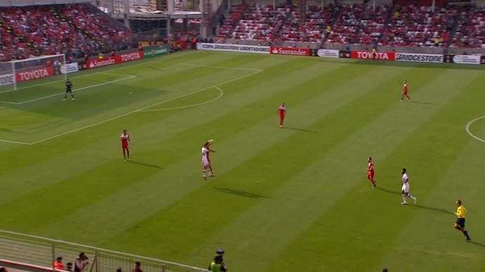 Frame 5 São Paulo x Toluca (Foto: Arte: GloboEsporte.com)