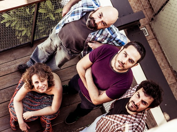 Projeto Peloteletipo embala público com músicas dos anos 70 (Foto: Peloteletipo/Divulgação)