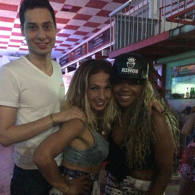 Valesca, o namorado e MC Ludmilla (Foto: Reprodução/Instagram)