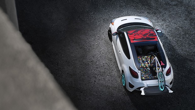 hyundai-veloster-c3-roll-top-concept-9.jpg
