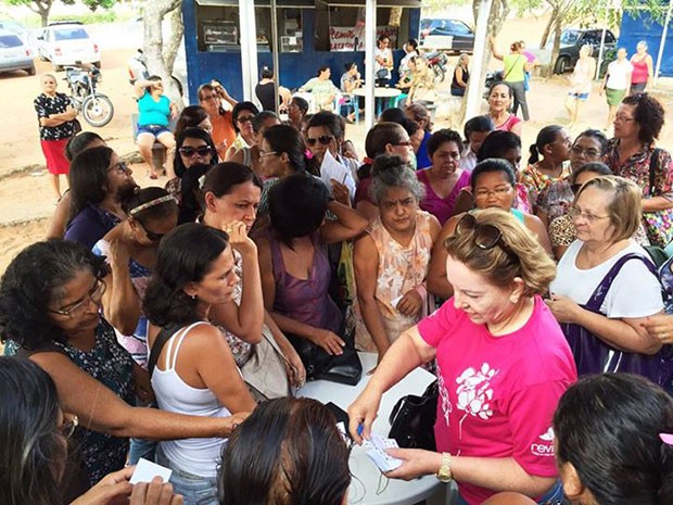 Atendimento com mamografias em unidade móvel: parceria da Prefeitura com grupo Reviver Natal (Foto: Assessoria/Grupo Reviver Natal)
