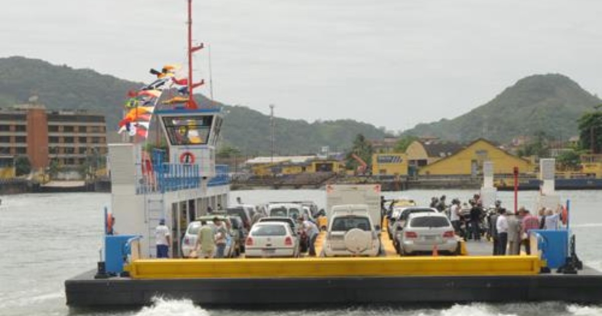 Travessia de balsa tem 2h de espera entre Ilhabela e São Sebastião - Globo.com