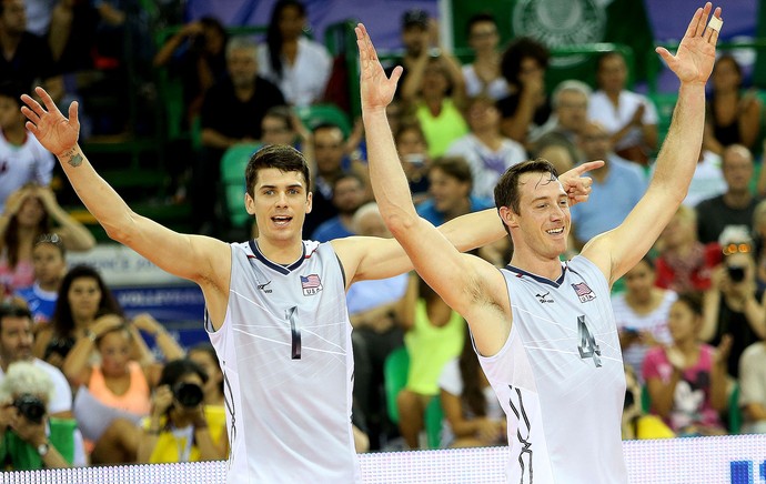 vôlei Anderson e David Lee EUA e Irã Liga mundial (Foto: FIVB) vôlei Anderson e David Lee EUA e Irã Liga mundial (Foto: FIVB)