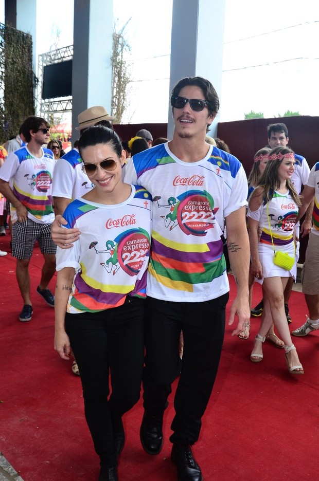 Cleo Pires e Romulo Arantes (Foto: Agnews)