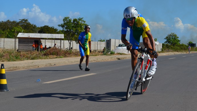 Começou, Prova contra o relógio marca o início da Copa Norte/Nordeste de ciclismo no AP (Foto: Jonhwene Silva/GE-AP)