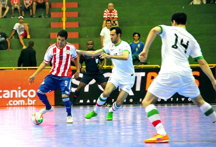 Irã Paraguai semifinal grand prix de futsal (Foto: Ricardo Artifon/CBFS)