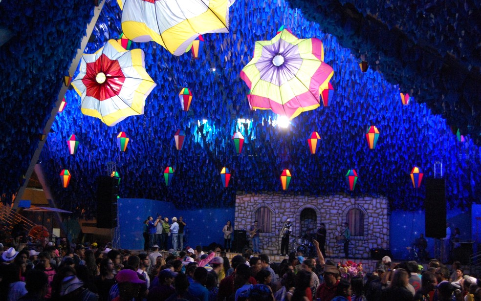 Público também pode aproveitar as atrações da pirâmide do Parque do Povo (Foto: Artur Lira/G1)