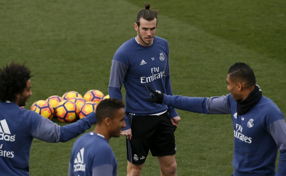 Bale voltou a treinar com o grupo após se recuperar de lesão (Foto: Efe)