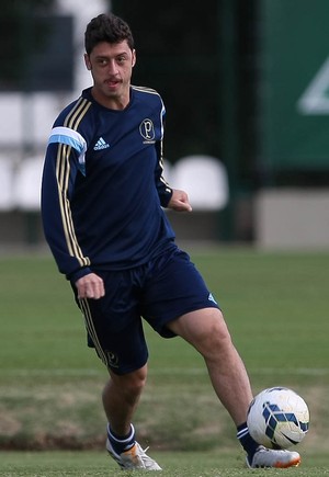 Felipe Menezes planeja sequência no Palmeiras com novo treinador