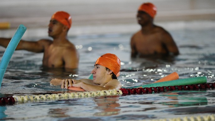 inter internacional piscina ct parque gigante rodrigo dourado (Foto: Ricardo Duarte / Internacional / Divulgação)
