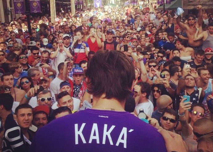 Kaká é recebido pelos fãs do Orlando City nos Estados Unidos (Foto: Reprodução/Instagram)