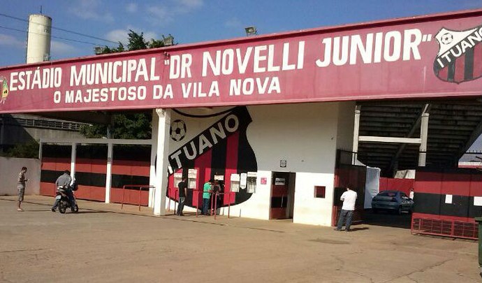 Bilheterias do estádio Novelli Júnior, em Itu (Foto: Rafaela Gonçalves)