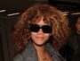 Rihanna diz no Twitter que novo álbum será lançado ainda este ano