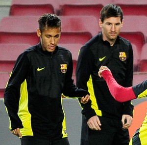 Neymar e Messi treino Barcelona (Foto: AP) Neymar e Messi treino Barcelona (Foto: AP)