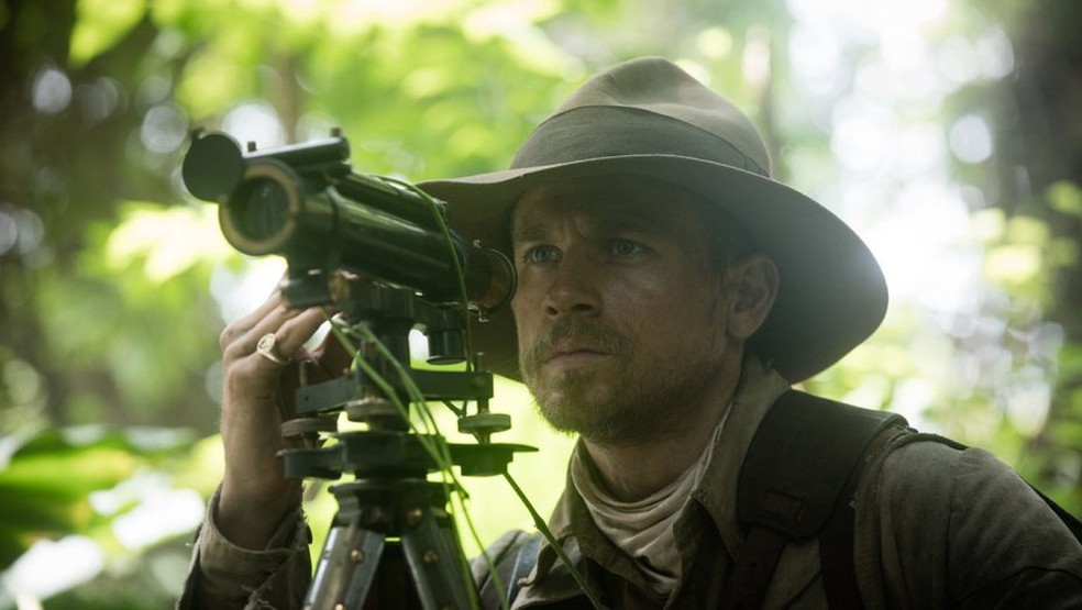Charlie Hunnam em cena de 'Z - A Cidade Perdida' (Foto: Divulgação)