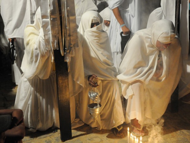 penitentes de juazeiro (Foto: Elias Mascarenhas / Secult)