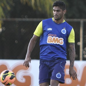 Luan, Cruzeiro, treino, Toca da Raposa II (Foto: Washington Alves / Vipcomm)