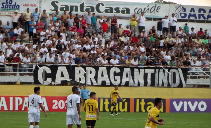 Parceria com Corinthians deixa torcida do Braga irritada; presidente responde