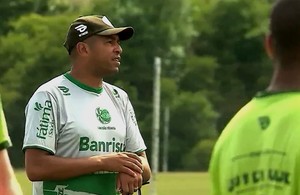 Paulo César Parente técnico Juventude (Foto: Reprodução / RBS TV)
