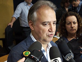 Secretário-adjunto interino de Saúde, José Bonifácio Carreira Alvim (Foto: Ricardo Moreira / G1)
