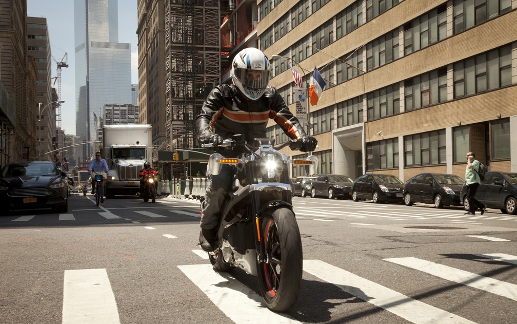 Harley-Davidson LiveWire elétrica (Foto: Peter Reitzfeld / Divulgação)
