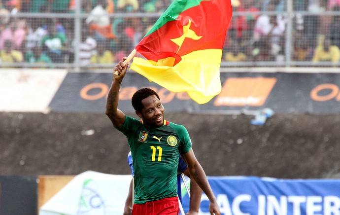 Jean Makoun camarões comemoração (Foto: Agência AFP)