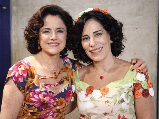 Marieta Severo ao lado de Glória Pires (Foto: Raphael Dias/TV Globo)