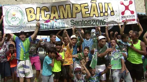 Quadra da Unidos dos Morros está em festa (Foto: Reprodução/TV Tribuna)
