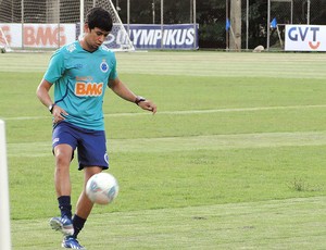 Lucca treino Cruzeiro (Foto: Tarciso Badaró)