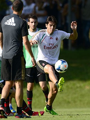 Kaká treino Milan (Foto: Oliver Morin / AFP)