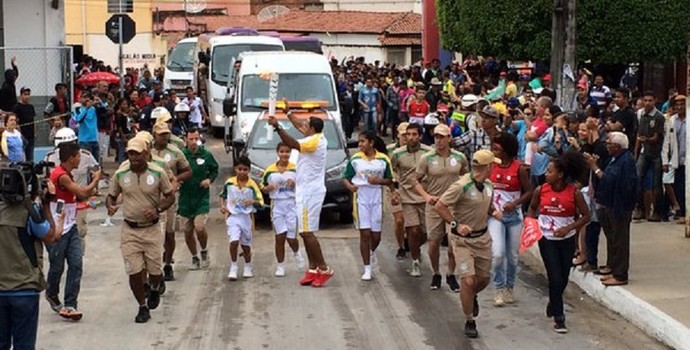 Tocha Ol Mpica Completa Uma Semana Na Bahia Com Desfile Pela Regi O Norte