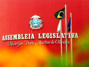 Assembleia Legislativa de Mato Grosso realizou concurso público em 2013. (Foto: Fablício Rodrigues / ALMT)