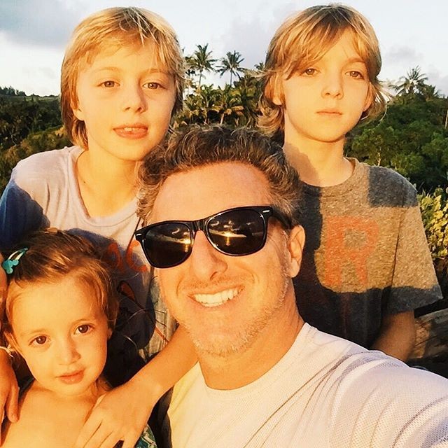 Luciano Huck e os filhos (Foto: Reprodução/Instagram)