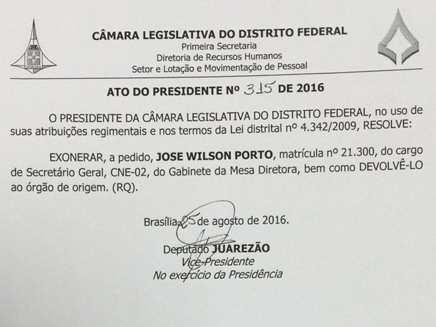 Documento com pedido de exoneração do Secretário-geral da Câmara Legislativa, José Wilson Porto, assinado pelo deputado Juarezão, presidente em exercício da Casa (Foto: Reprodução)