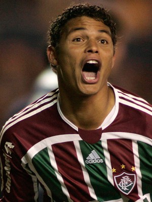 Thiago Silva comemora Fluminense (Foto: Reuters)