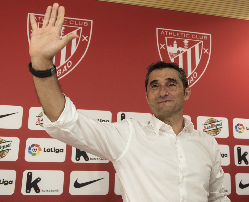 Ernesto Valverde deixou o Athletic Bilbao após quatro temporadas de bons resultados (Foto: AFP)