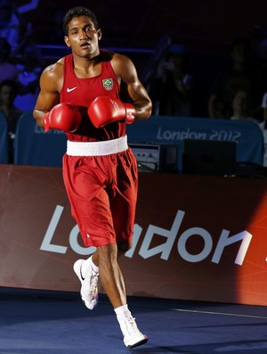 Yamaguchi Falcão antes da última luta Jogos de Londres (Foto: Murad Sezer/Reuters)