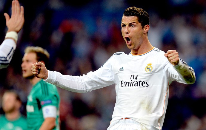 Cristiano Ronaldo gol Real Madrid contra Schalke Liga dos Campeões (Foto: AFP)