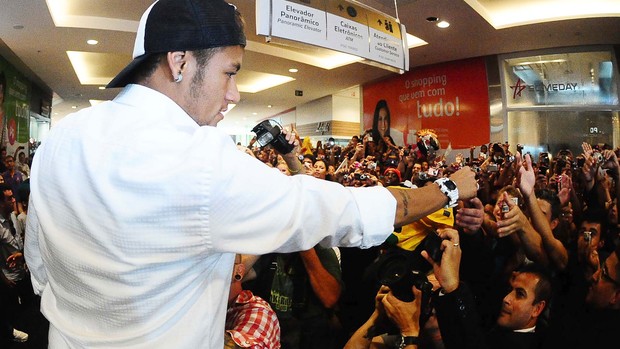 Neymar evento Campinas (Foto: Marcos Ribolli / Globoesporte.com)