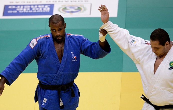 Rafael Silva Teddy Riner mundial de judô  (Foto: Agência AFP)
