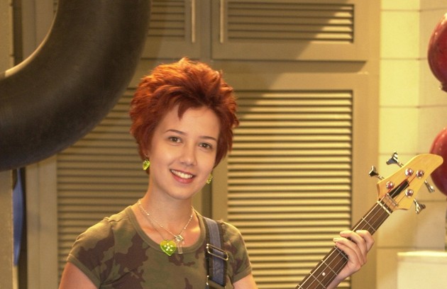 Mas nem sempre foi assim. Há nove anos, em seu estreia na TV em 'Malhação', ela radicalizou: cabelos ruivos e bem curtos (FOTO: João Miguel Júnior/TV Globo)
