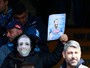 Sem Higuaín, Napoli vence com
gols de trio de ataque e protestos