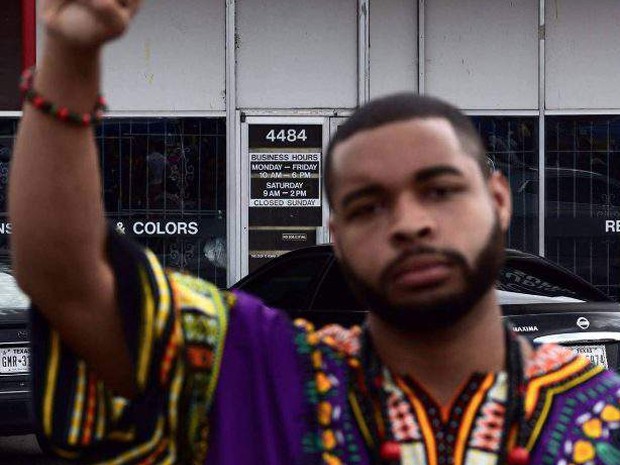 Atirador de Dallas foi identificado como Micah Johnson (Foto: Reprodução)