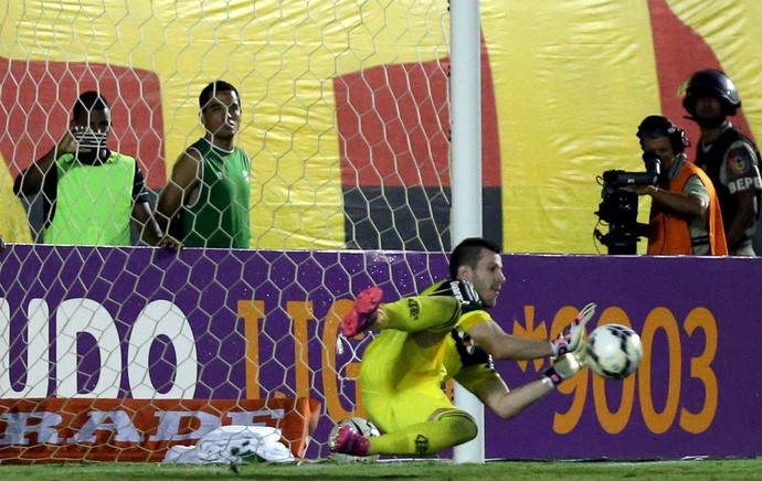 paulo victor vitoria x flamengo (Foto: Getty Images) paulo victor vitoria x flamengo (Foto: Getty Images)